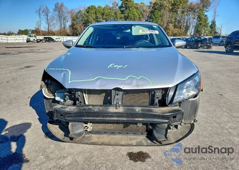 2012 Volkswagen Passat Se z USA, uszkodzony, nr VIN 1VWBN7A36CC102978